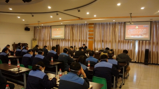 重慶水務環(huán)境集團黨委副書記、總經(jīng)理曲斌到三峰環(huán)境開展黨的二十大精神宣講